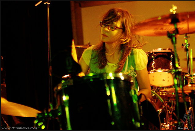 White Lung_ Tom Tom Magazine_ female drummers_ Dena Flows