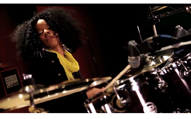 Awesome Gospel Drummer Venzella Joy New Female Drummer For Beyoncé Tom Tom Magazine Women's Music Magazine